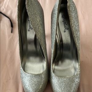 Qupid Silver Glitter Heels